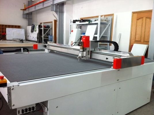 흑연과 PTFE 장 절단기를 가진 레이저/매우 음 절단기